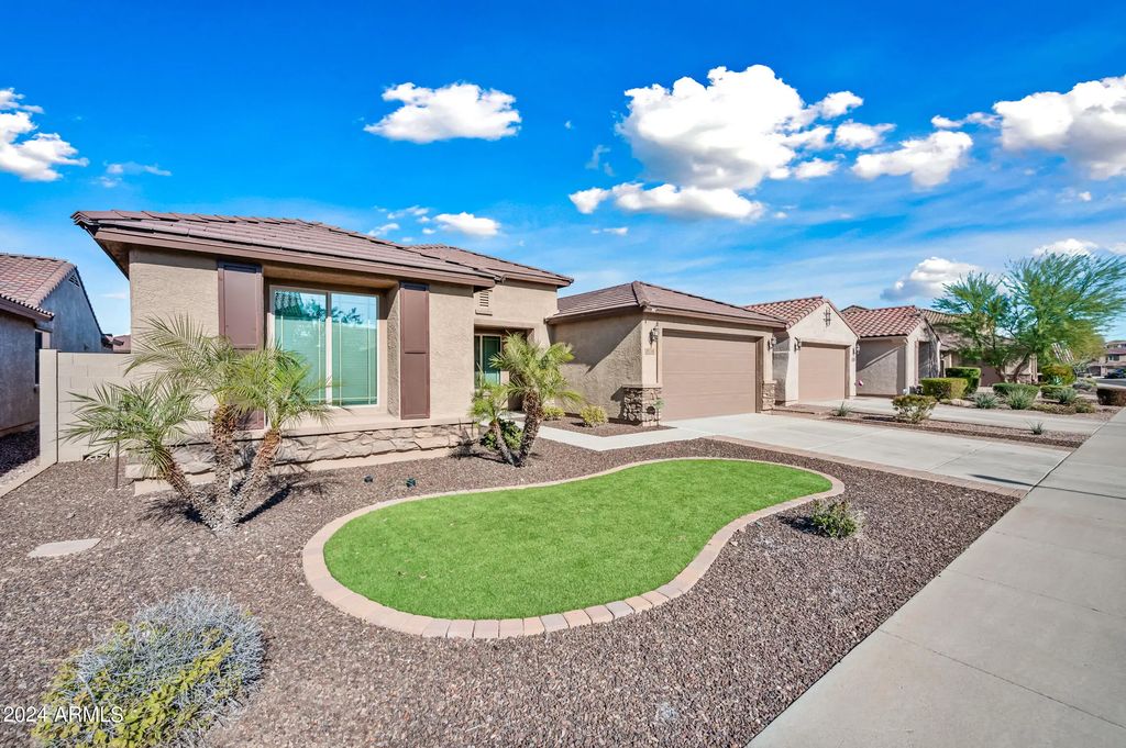 10764 W Prickly Pear Trail, Peoria