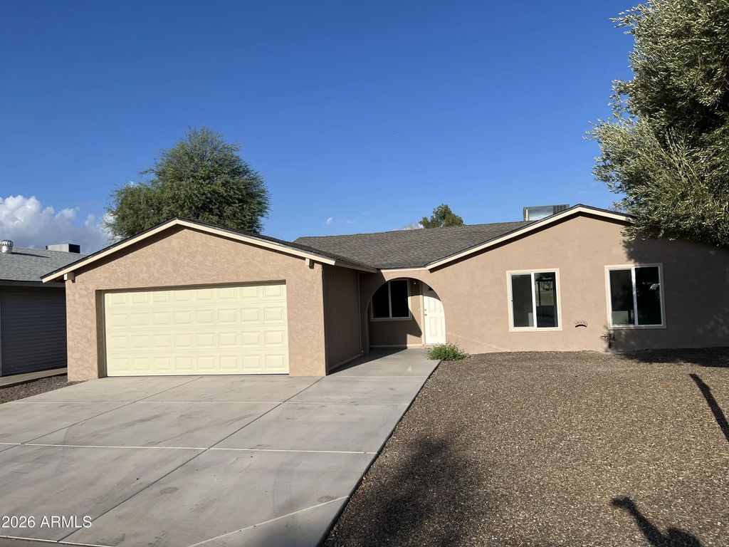 5708 N 42nd Lane, Phoenix
