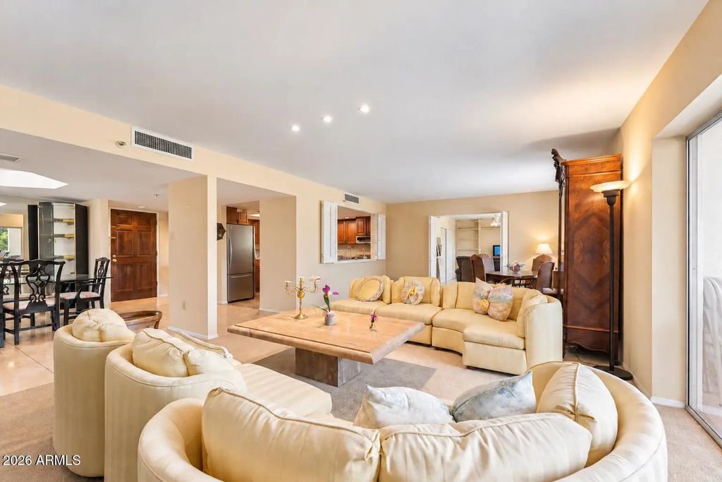 7860 E Camelback Road (unit 206), Scottsdale