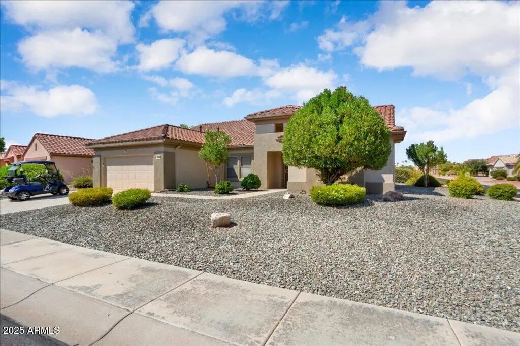 15504 W Coral Pointe Drive, Surprise
