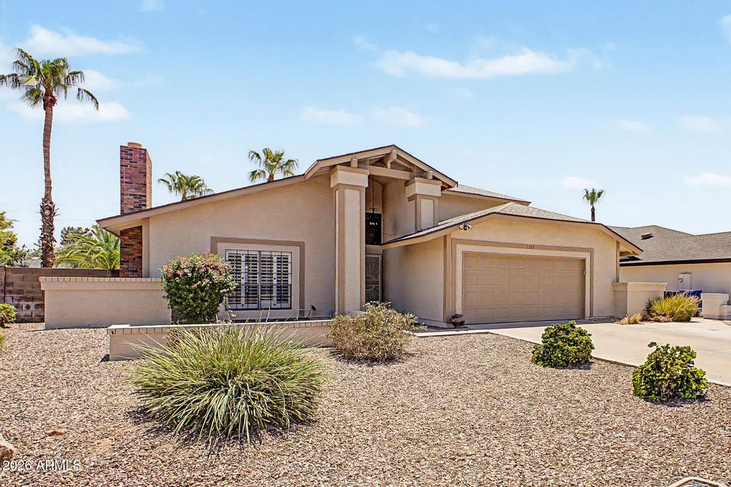 1329 E Mcnair Drive, Tempe