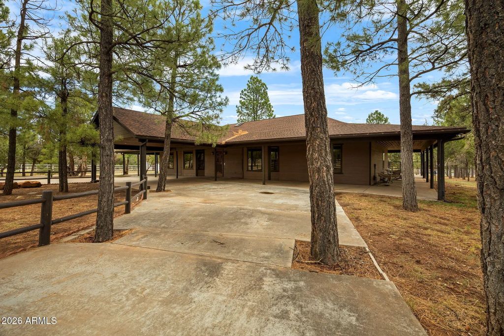 1955 Ricochet Ranch Road, Clay Springs