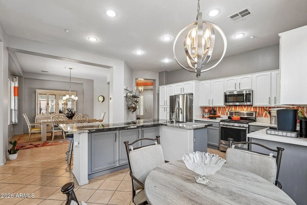12445 W Fetlock Trail, Peoria