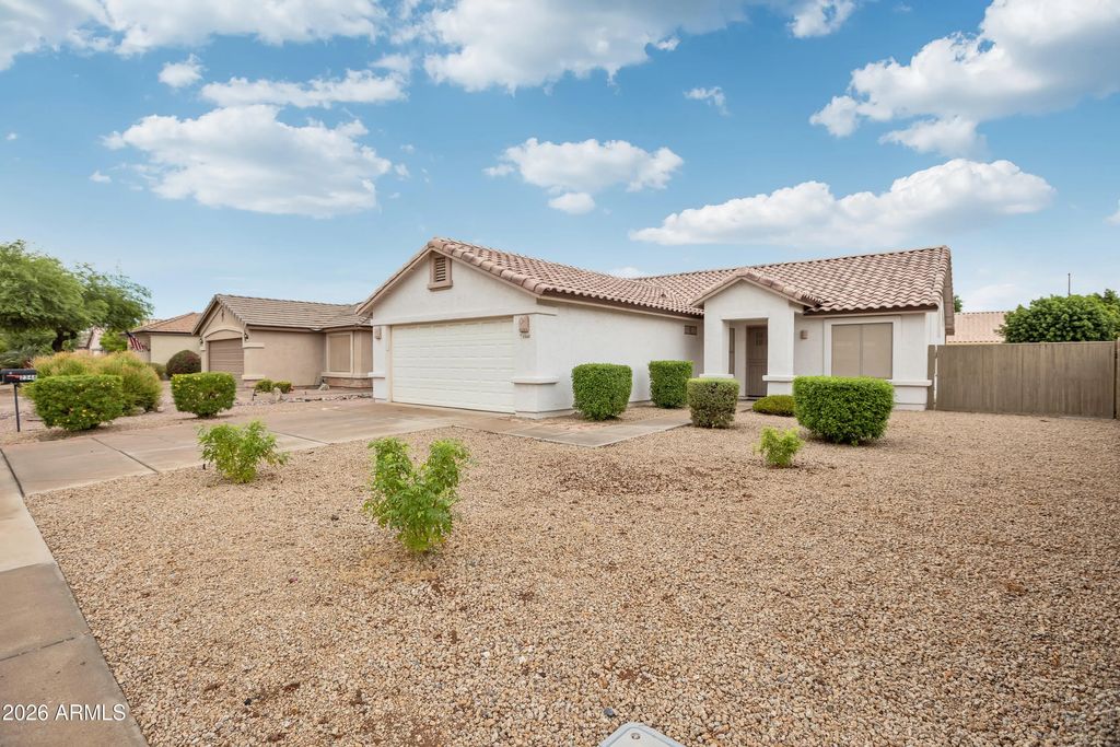 2348 E Stottler Drive, Gilbert