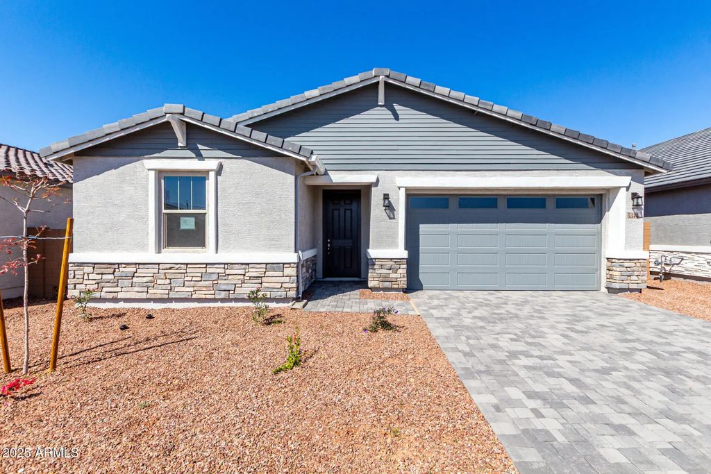 5344 W Manzanita Drive, Glendale