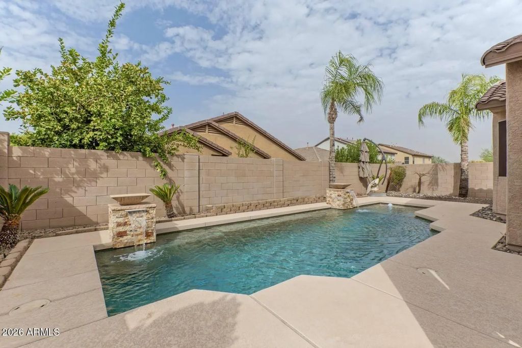 29432 N 68th Lane, Peoria