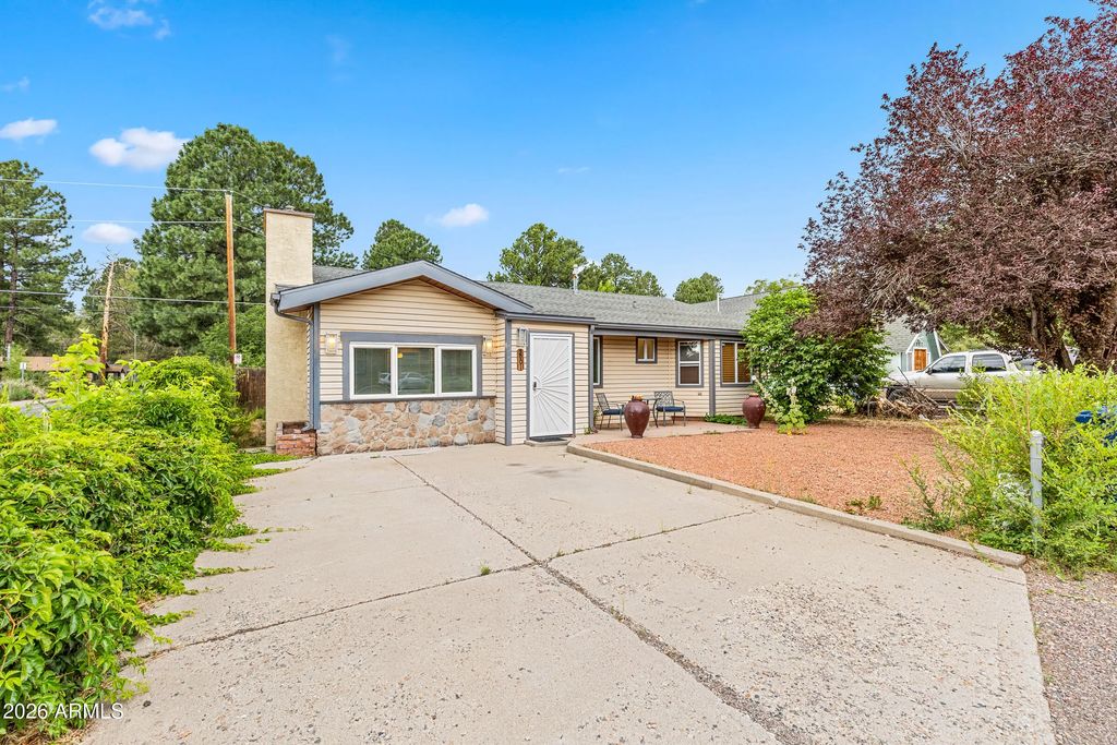 2901 N East Street, Flagstaff