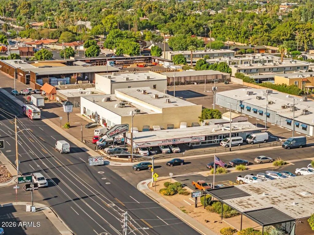 5746 N 7th Street, Phoenix