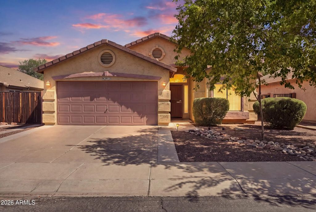 3912 W Goodman Drive, Glendale