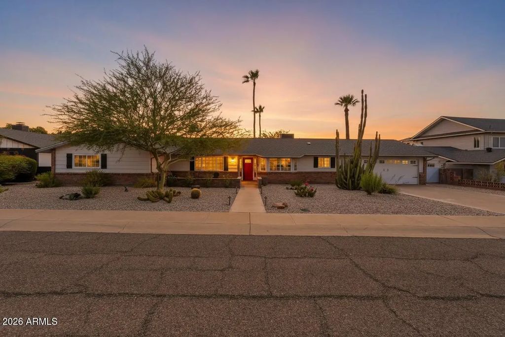 2019 E Flynn Lane, Phoenix
