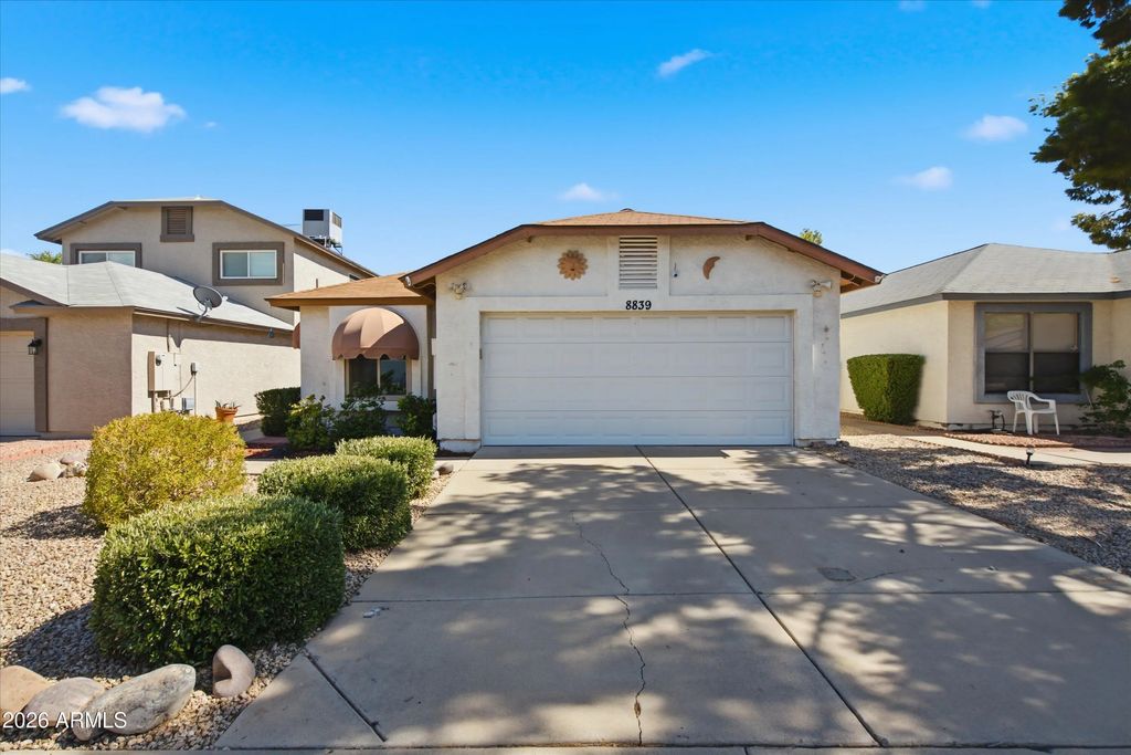 8839 W Bluefield Avenue, Peoria