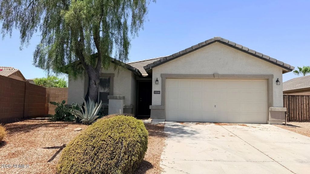 19546 N Krupps Court, Maricopa