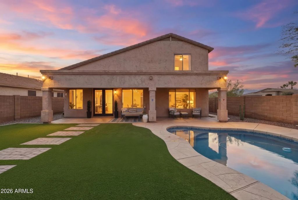 1834 W Nighthawk Way, Phoenix