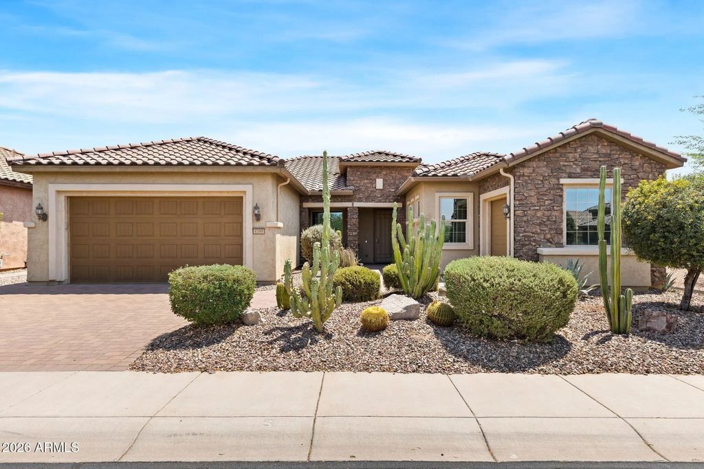 4389 N Petersburg Drive, Florence