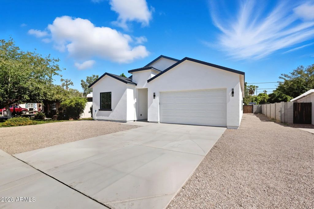 415 S Robert Road S, Tempe