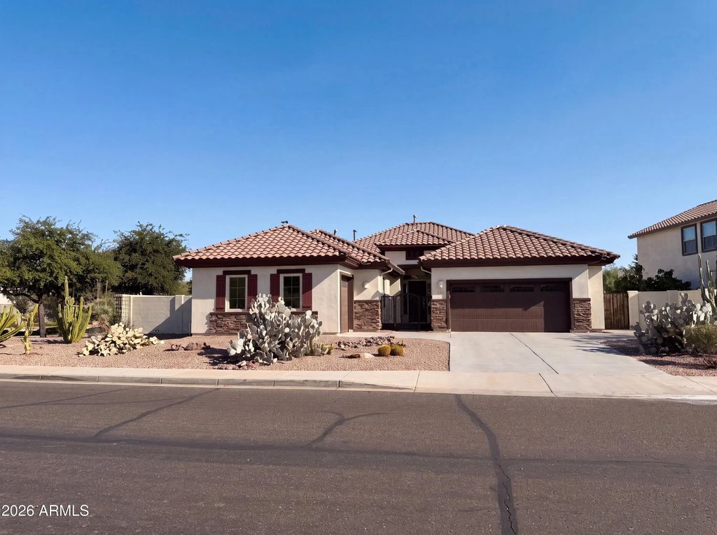 701 E Charlevoix Avenue, Gilbert