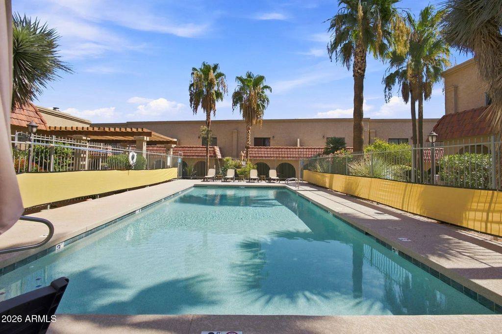 16336 E Palisades Boulevard (unit 6), Fountain Hills