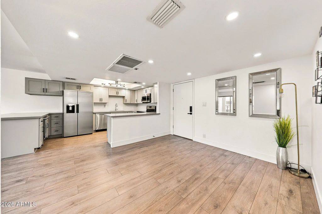 7940 E Camelback Road (unit 604), Scottsdale