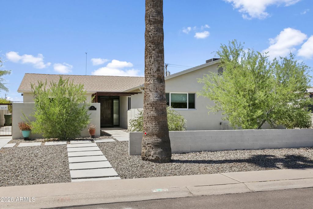 35 E Papago Drive, Tempe