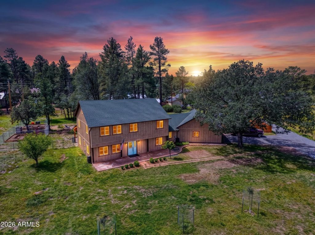 1200 W Zuni Lane, Lakeside