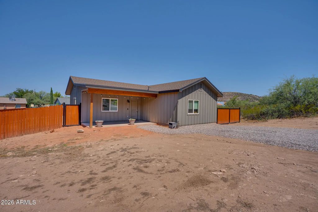 4835 E Beaver Creek Road, Rimrock