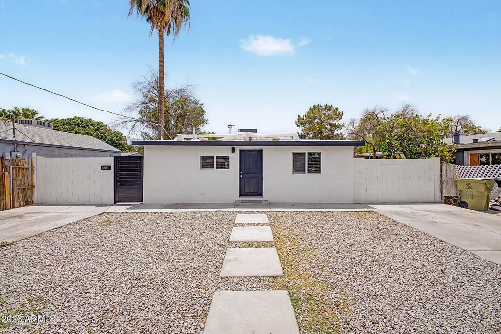 5959 W Gardenia Avenue, Glendale