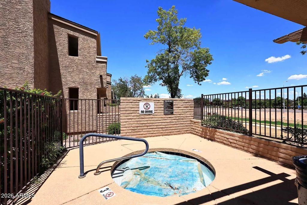7950 E Starlight Way (unit 111), Scottsdale