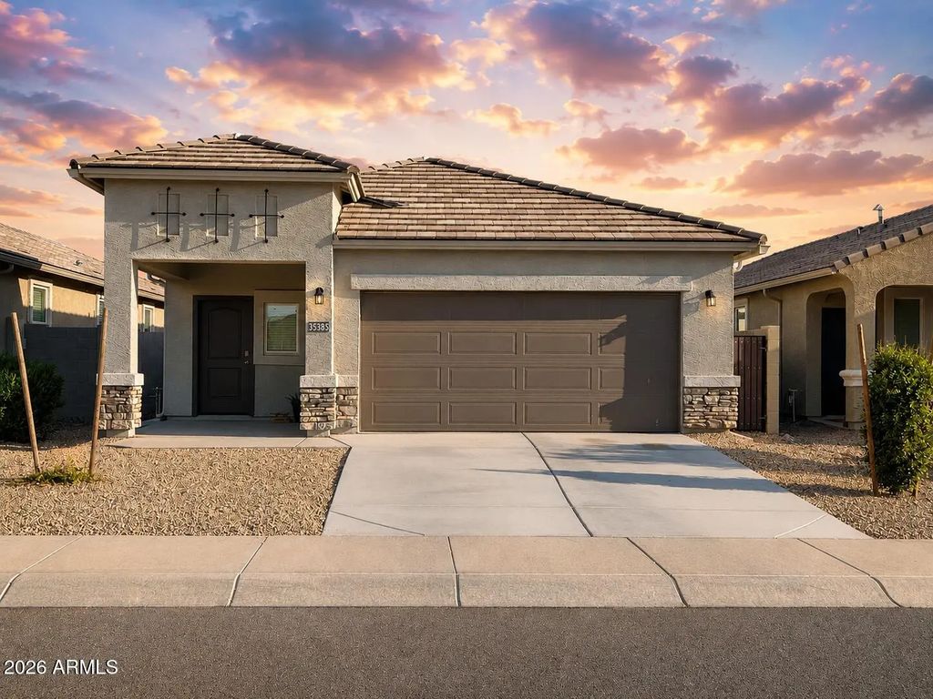 35385 W San Alvarez Avenue, Maricopa