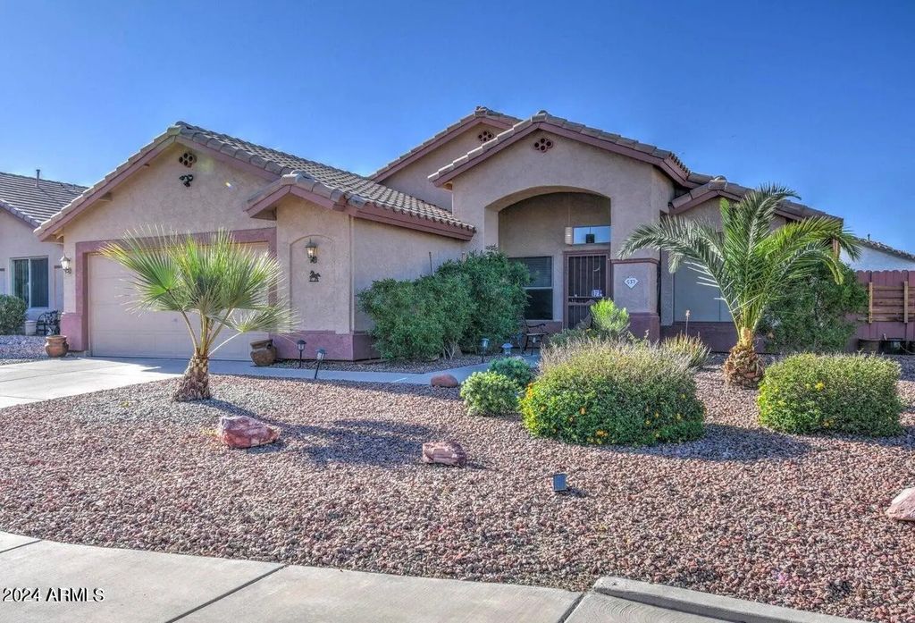 537 E Appaloosa Road, Gilbert