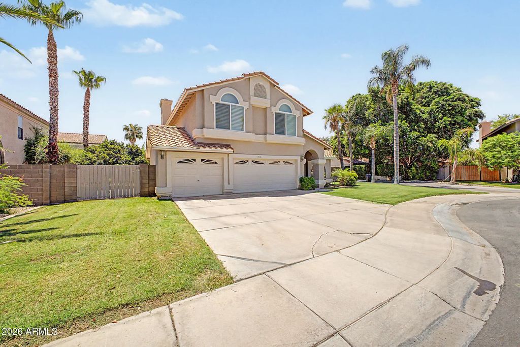 1201 E Seahorse Lane, Gilbert