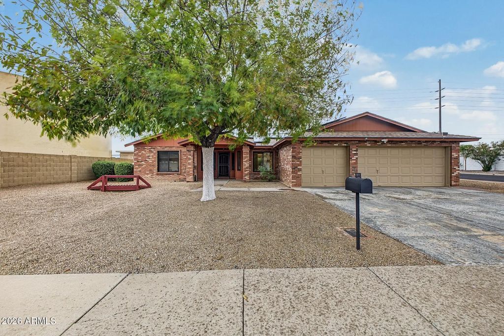 3302 W Kristal Way, Phoenix