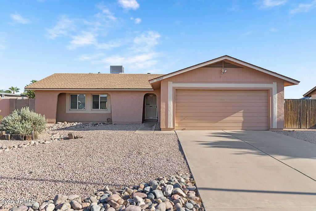 4841 W Aire Libre Avenue, Glendale