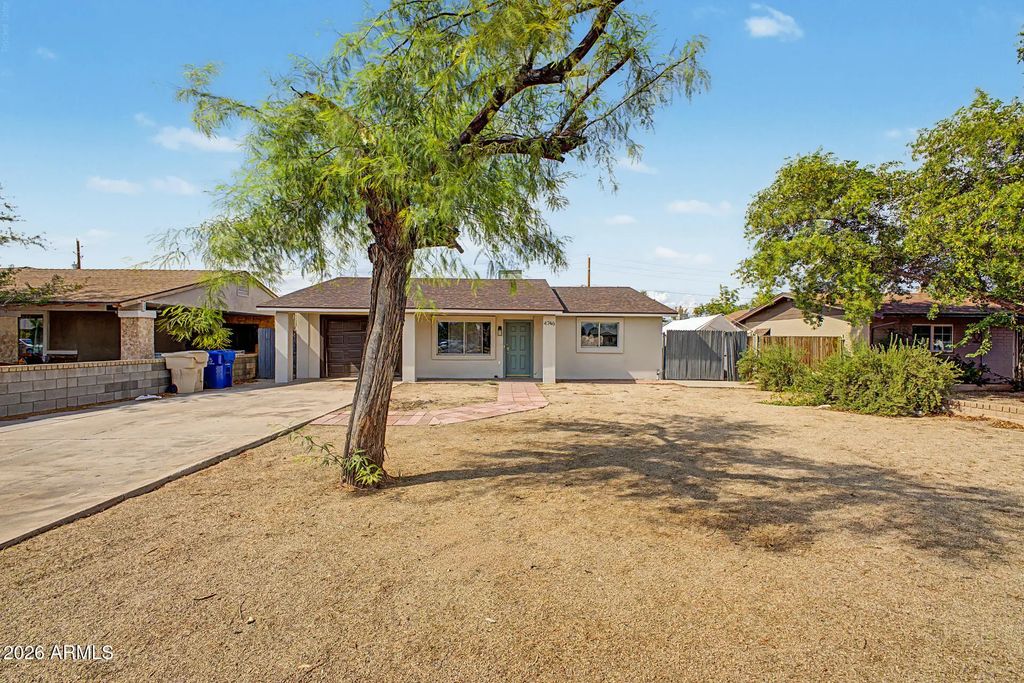 4746 W Nicolet Avenue, Glendale