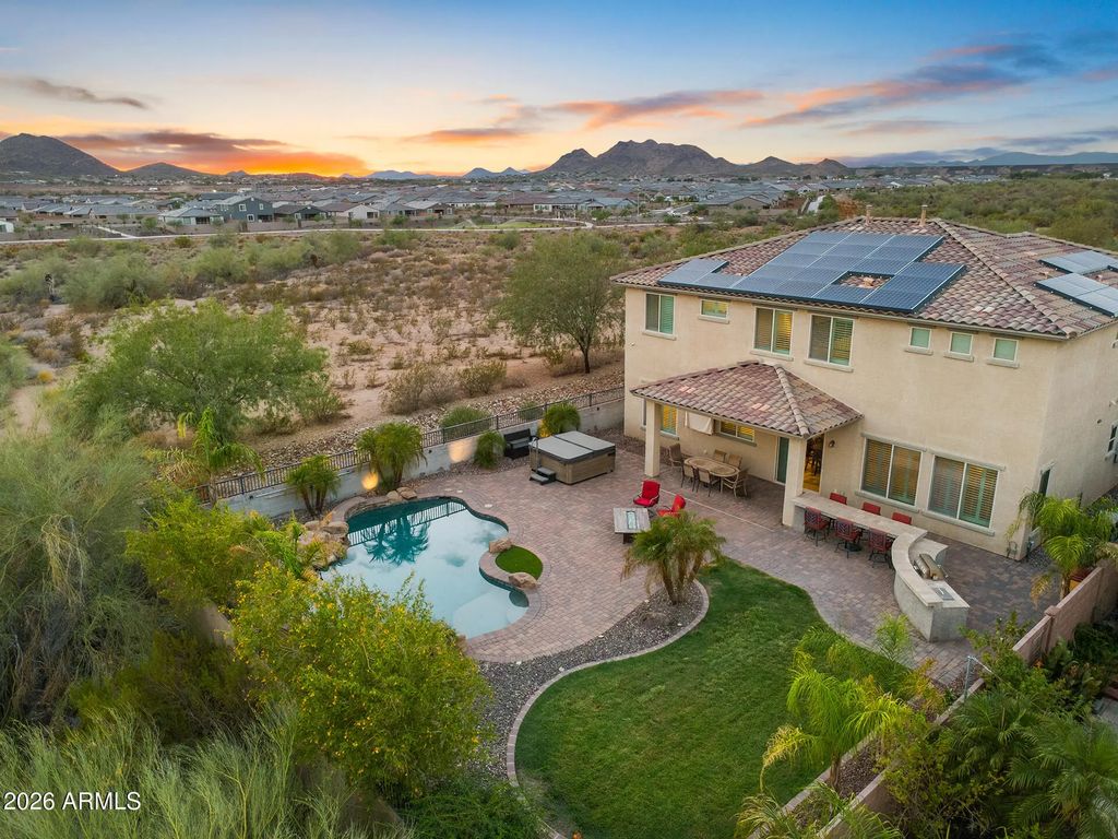 7427 W Saddlehorn Road, Peoria