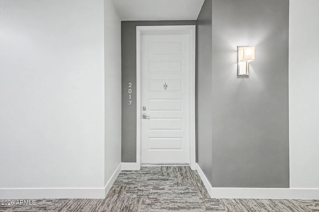 7300 E Earll Drive (unit 2017), Scottsdale