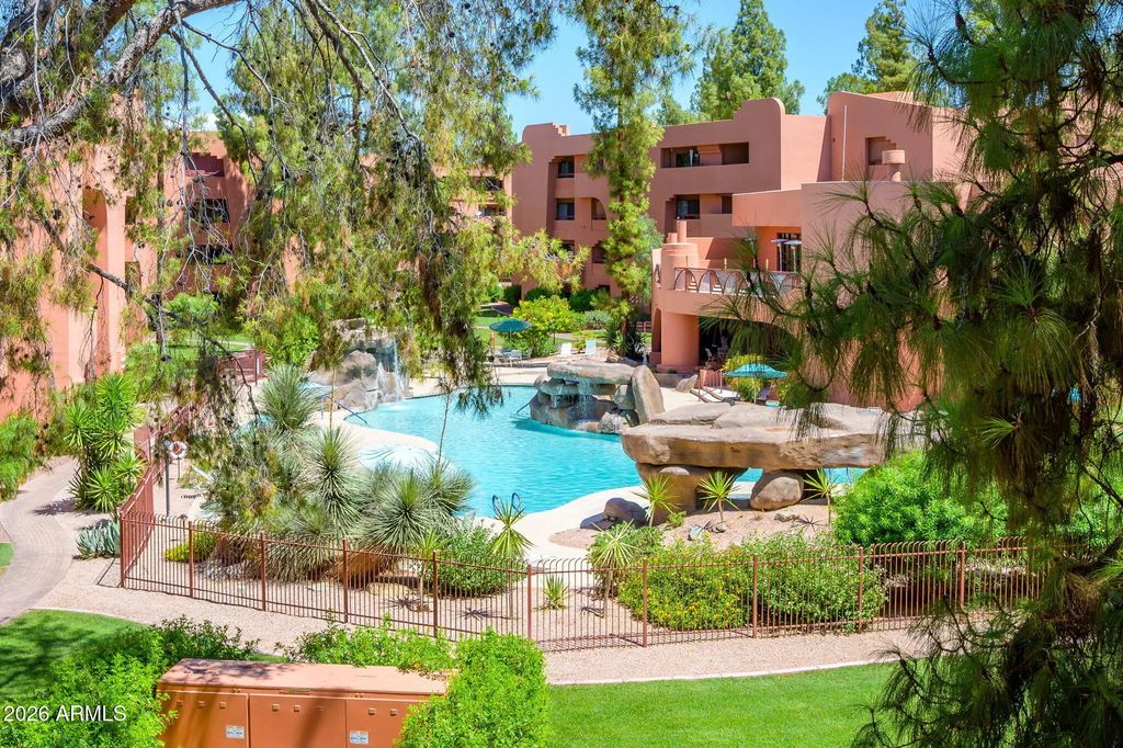 12212 N Paradise Village Parkway S (unit 318), Phoenix