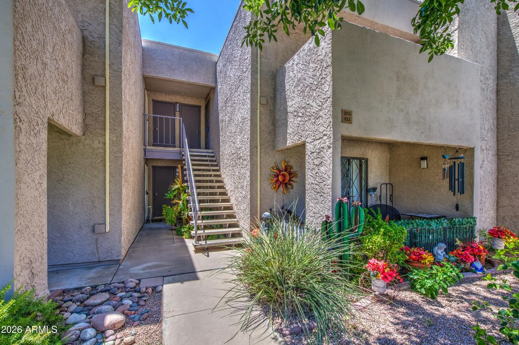 1920 W Lindner Avenue (unit 203), Mesa