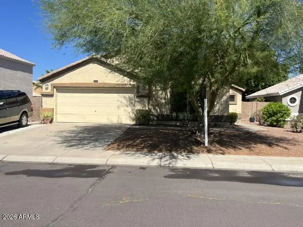 8830 W Salter Drive, Peoria