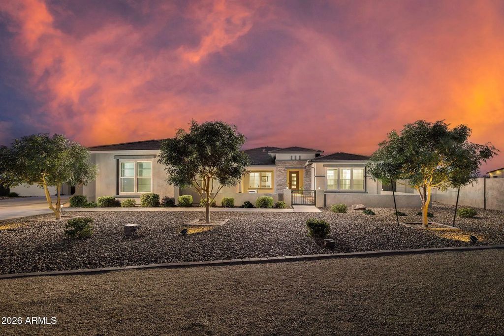 223 W Fairfield Street, San Tan Valley