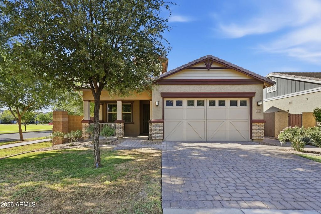 3020 E Pinto Drive, Gilbert