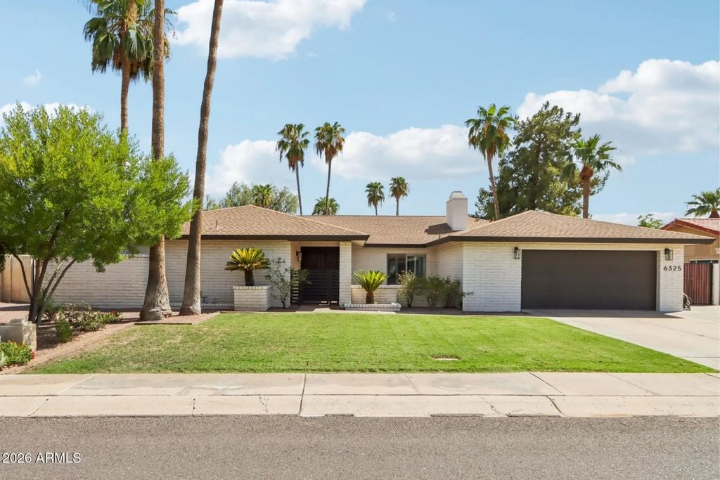 6325 E Kings Avenue, Scottsdale