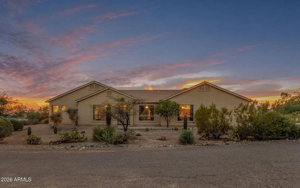 2564 N Charlebois Road, Apache Junction