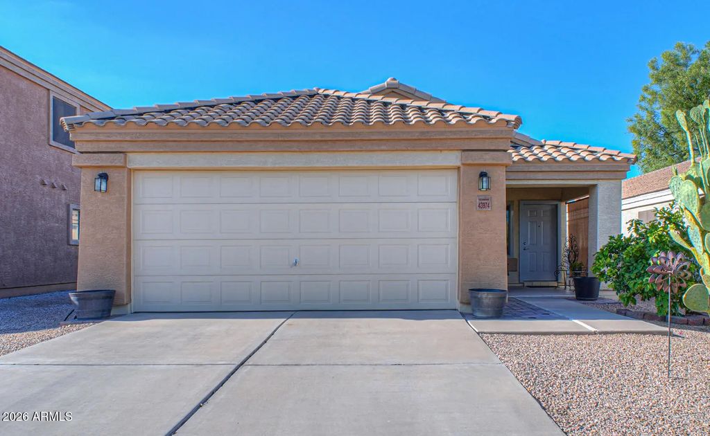 43974 W Magnolia Road, Maricopa