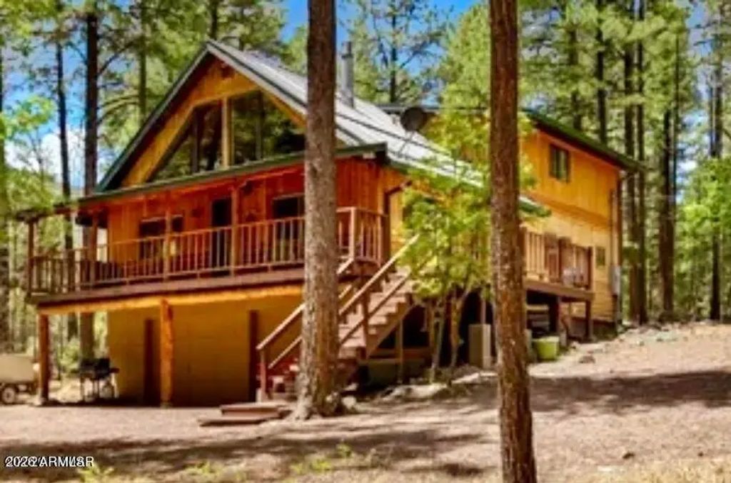 70 County Road 2266, Alpine