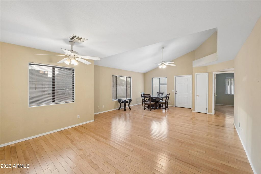 4742 W Townley Avenue, Glendale