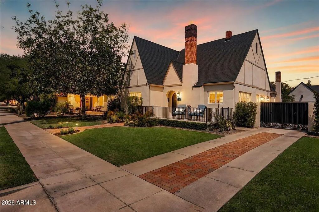 324 W Monte Vista Road, Phoenix