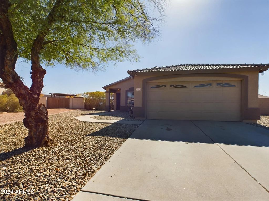 8735 W Royal Palm Road, Peoria