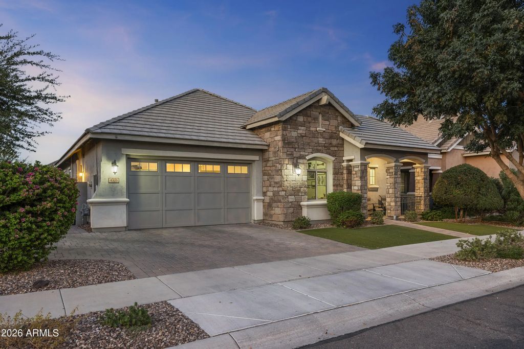 4306 E Dwayne Street, Gilbert