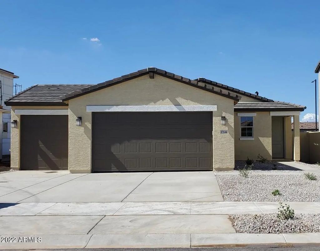 17244 W Dahlia Drive, Surprise
