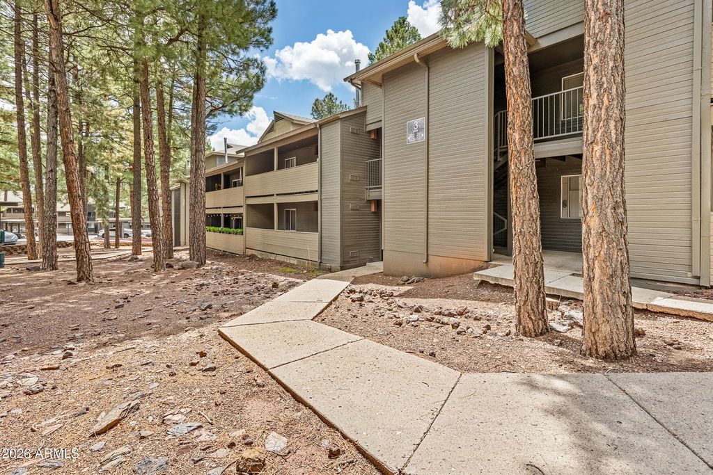 1385 W University Avenue (unit 122), Flagstaff
